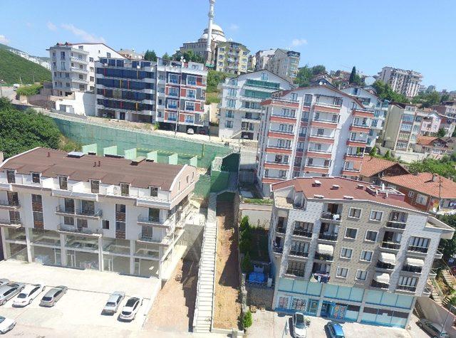 İzmit Yenimahalle’ye yeni merdiven