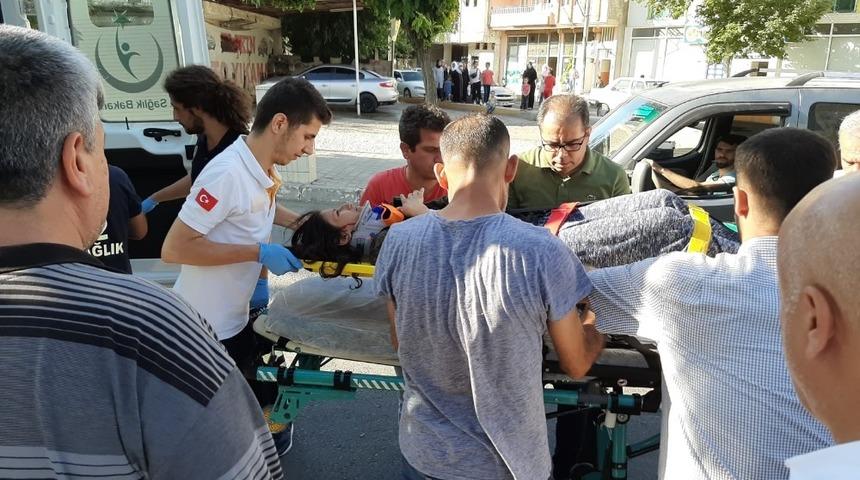 Otomobil yayaya &ccedil;arptı: 1 Yaralı