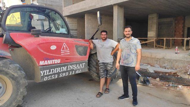 İş makinesiyle 60 kişiyi kurtardı