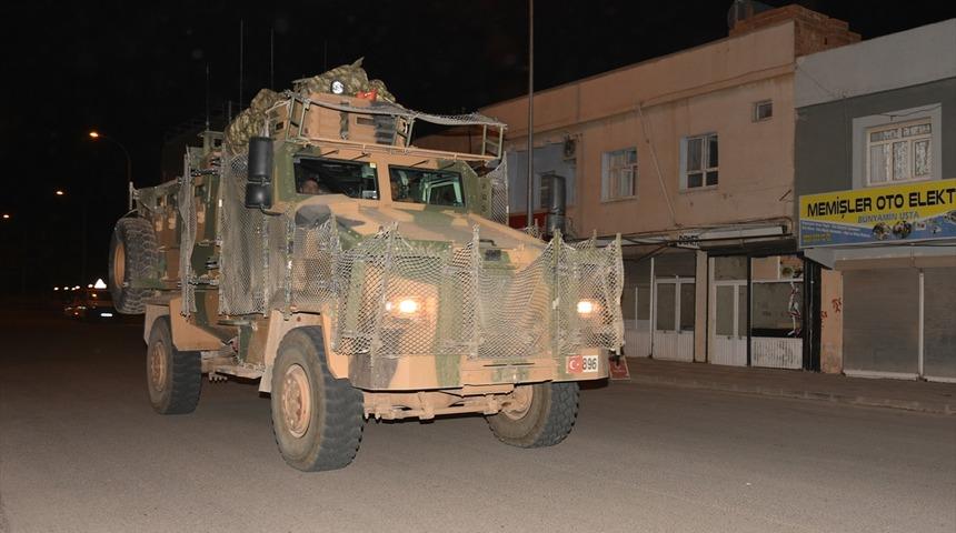 Suriye sınırına askeri sevkiyat