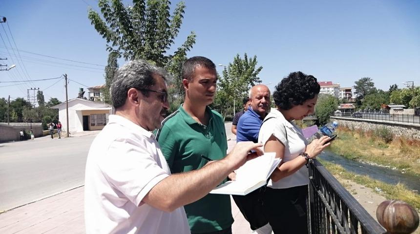 Akk&ouml;pr&uuml; Deresi&rsquo;nde inci kefali hazırlığı