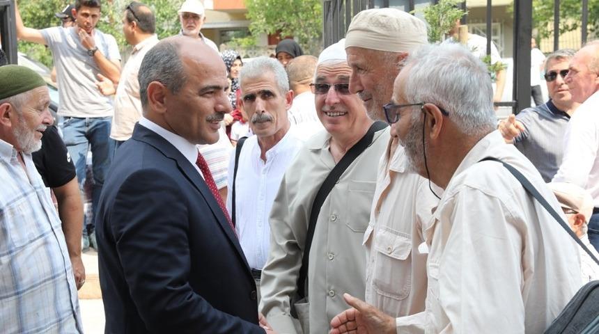 K&ouml;rfezli hacılar dualarla uğurlandı