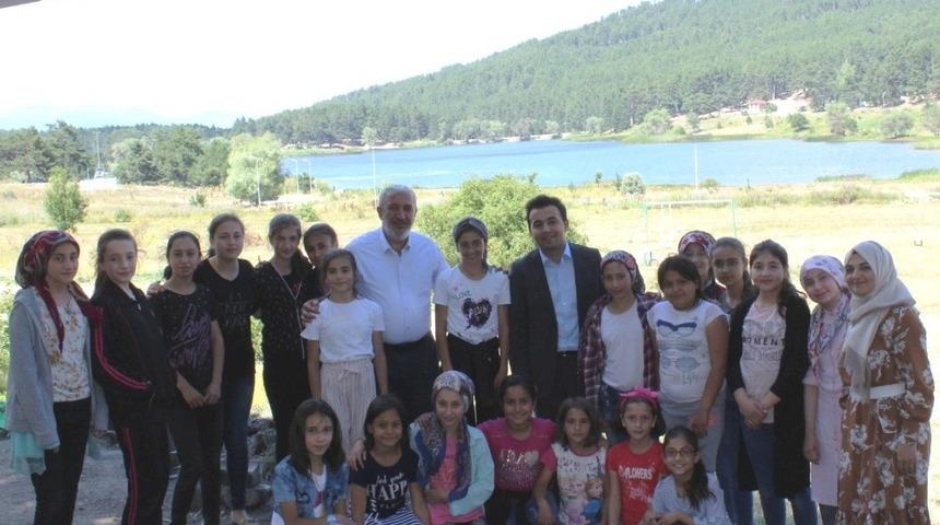 Yaz Kur&rsquo;an Kursu &ouml;ğrencileri G&ouml;lc&uuml;k&rsquo;te