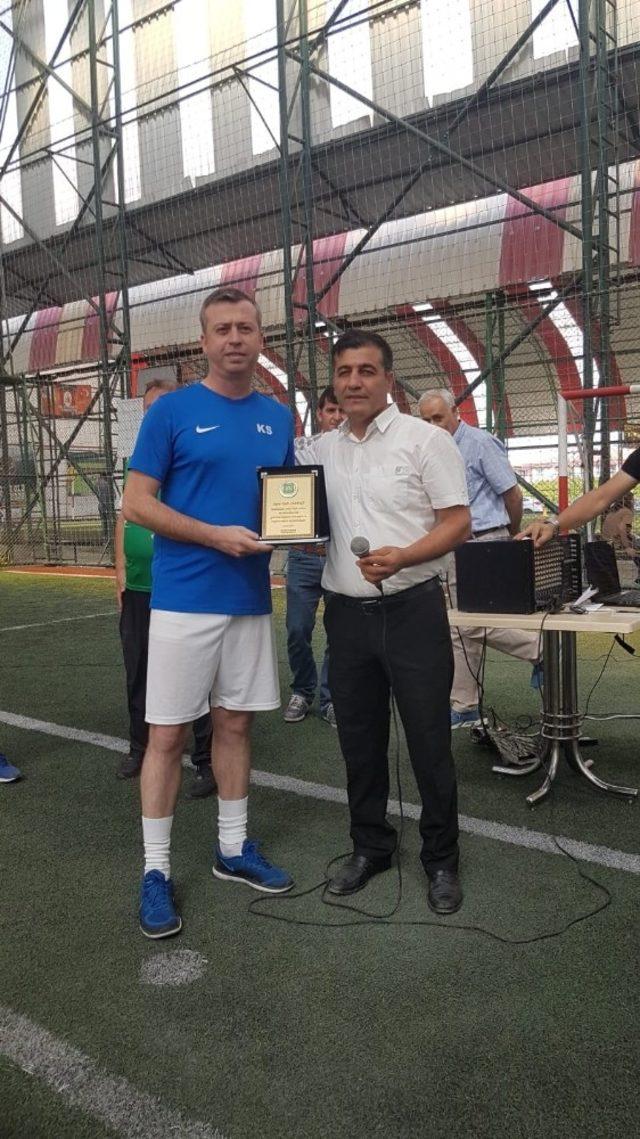 Gökmeydan Spor Futbol Okulu birinci yaşını kutladı