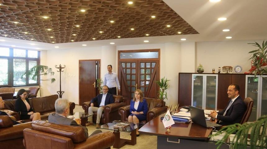 Moldova heyetinden başkan Ekim’e ziyaret