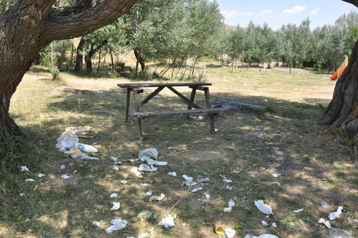 Kars Kent Ormanı kaderine terk edildi G5