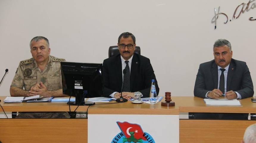 Giresun Valisi Sarıfakıoğulları&rsquo;ndan fındık hasadı &ouml;ncesi uyarı..