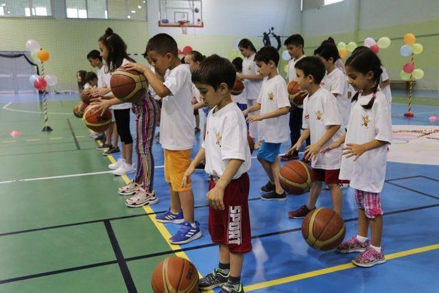 ASÜ’de çocuklara yönelik hareket eğitimi programı tamamlandı