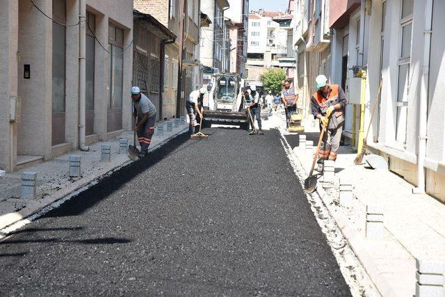 Tepebaşı’da fen işleri hız kesmiyor