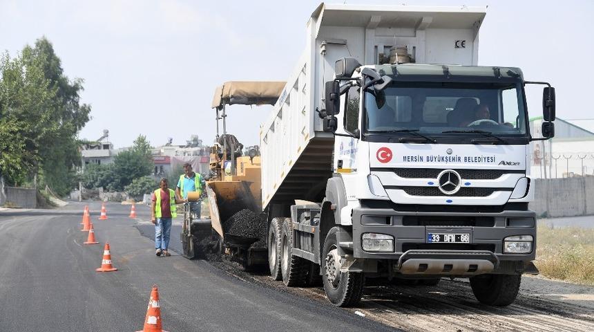 Tarsus Kemalpaşa Sanayi Sitesi&rsquo;nin 2 yıllık asfalt sorun &ccedil;&ouml;z&uuml;l&uuml;yor
