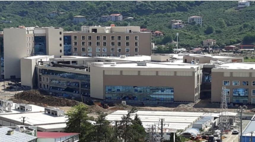 Giresun&rsquo;da Eğitim ve Araştırma Hastanesinde sona yaklaşıldı