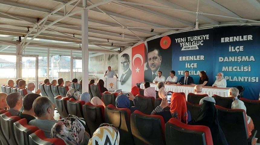 Başkan Kılı&ccedil;, AK Parti Erenler İl&ccedil;e Danışma meclisine katıldı