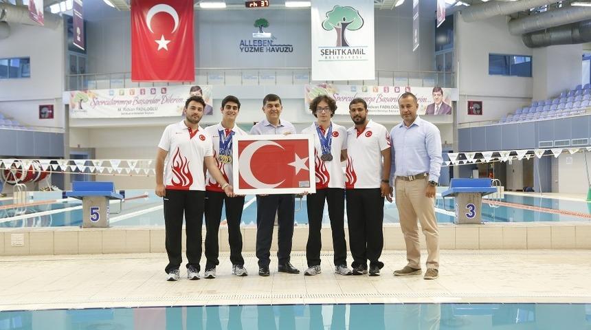 D&uuml;nya Şampiyonası&rsquo;nda bronz madalya sevinci