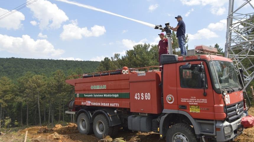 Ormanlık alandaki yangın korkuttu