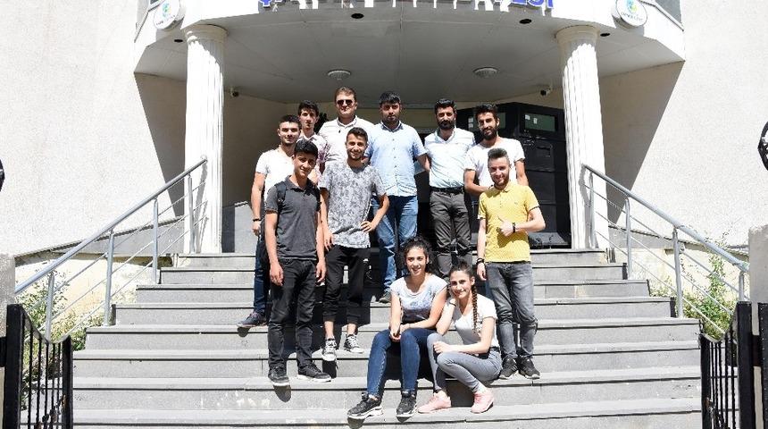 BESYO&rsquo;ya girecek gen&ccedil;lere belediye desteği