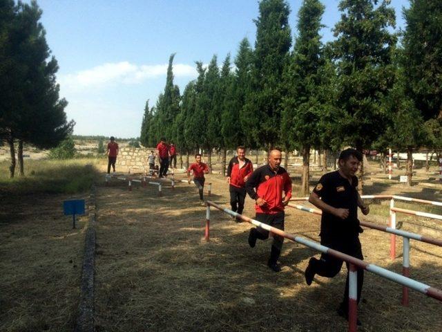 Safranbolu’da itfaiye ekipleri tatbikat ve eğitim yaptı