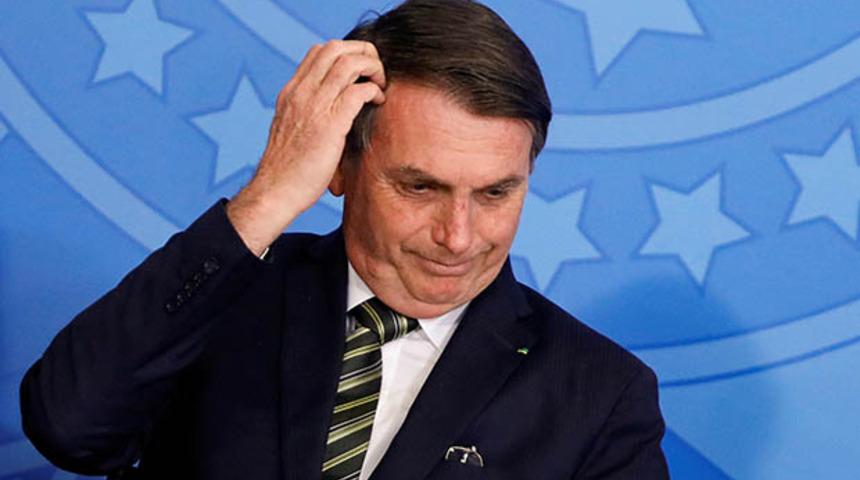 Bolsonaro, Fransız Bakan ile g&ouml;r&uuml;şmesini iptal edip sa&ccedil; tıraşı oldu