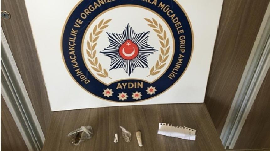 Didim&rsquo;de ş&uuml;pheli &uuml;&ccedil; şahısta uyuşturucu ele ge&ccedil;irildi