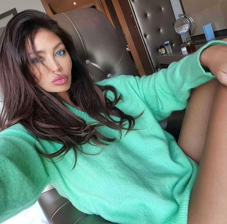 Neymar'ın eski sevgilisi Soraja Vucelic, Lamborghini ile havuza uçtu G2