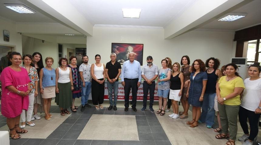 Efeler’de dünya sanatçılarından resim atölyesi