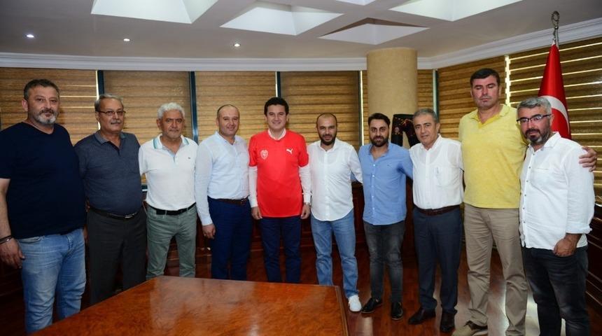 Kumluca Belediyesipor&rsquo;da yeni y&ouml;netim