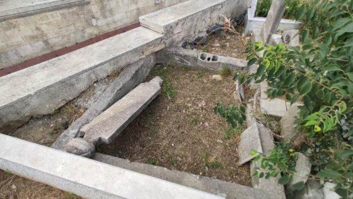 İBB'den tarihi mezarların kaldırılıp yeni gömülere hazırlandığı iddialarına inceleme G2