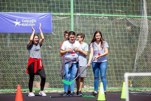 Öğrenciler, 'Geleceğin Yıldızları Kampı'nda Uludağ'da buluştu