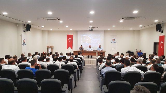 Denizli Büyükşehir Belediyesi’nden Türk Kızılayı’na destek