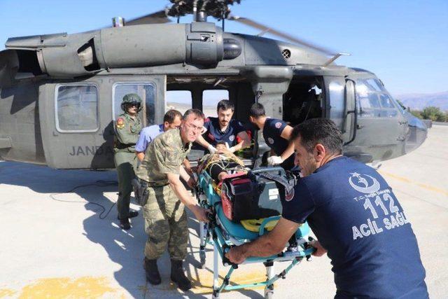 Yaralanan vatandaş TSK’nın helikopteriyle tahliye edildi