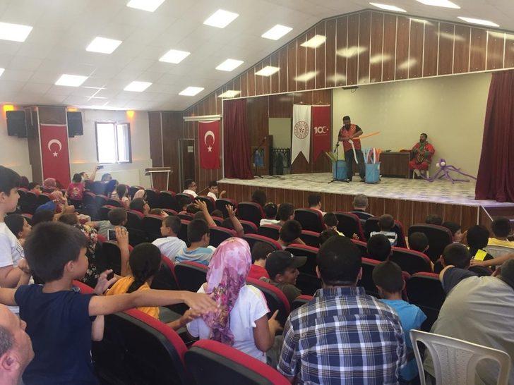 Çocuklar, Goncagül Tiyatrosu ile coştu G5