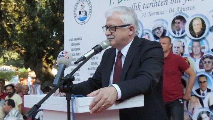 Burhaniye’de Kitap Fuarı kapılarını açtı G2