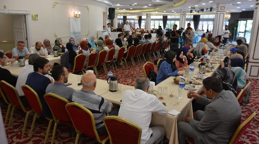 &Uuml;st&uuml;n başarılı &ouml;ğrenciler bir araya geldi