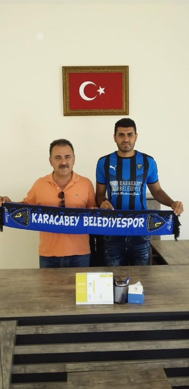 Karacabey Belediyespor transfere doymuyor