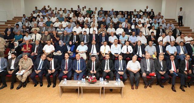 Erzincan protokolü ilçelerde muhtarlarla istişaresini sürdürüyor