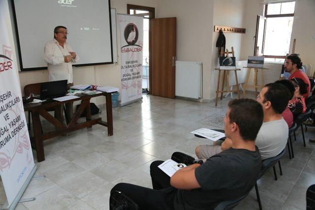 Odunpazarı Belediyesi ve ESBALDER’den Olta Balıkçılığı ve Doğal Yaşam semineri