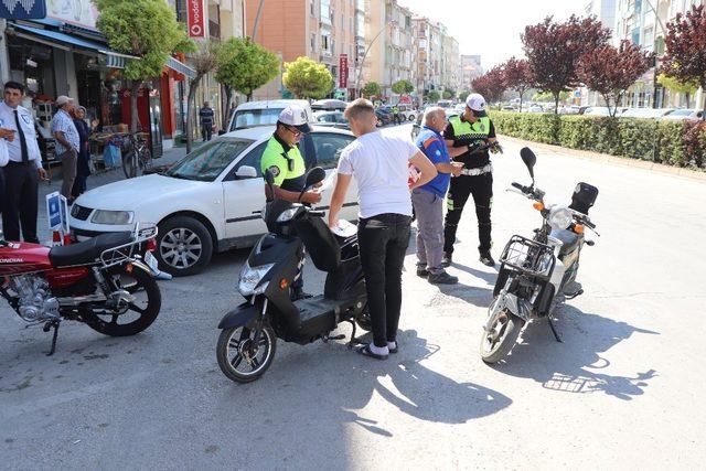 Karaman’da elektrikli bisiklet ve motosikletlere yönelik denetimler arttırıldı