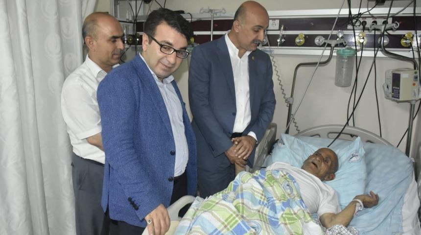 AK Parti Batman İl Başkanı G&uuml;r&rsquo;den hasta ziyareti