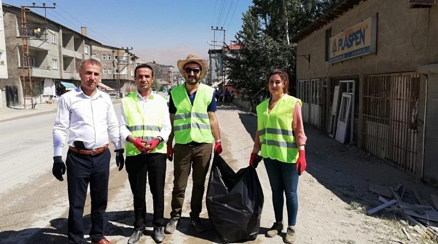 Y&uuml;ksekova Belediyesinden &ccedil;evre temizliği