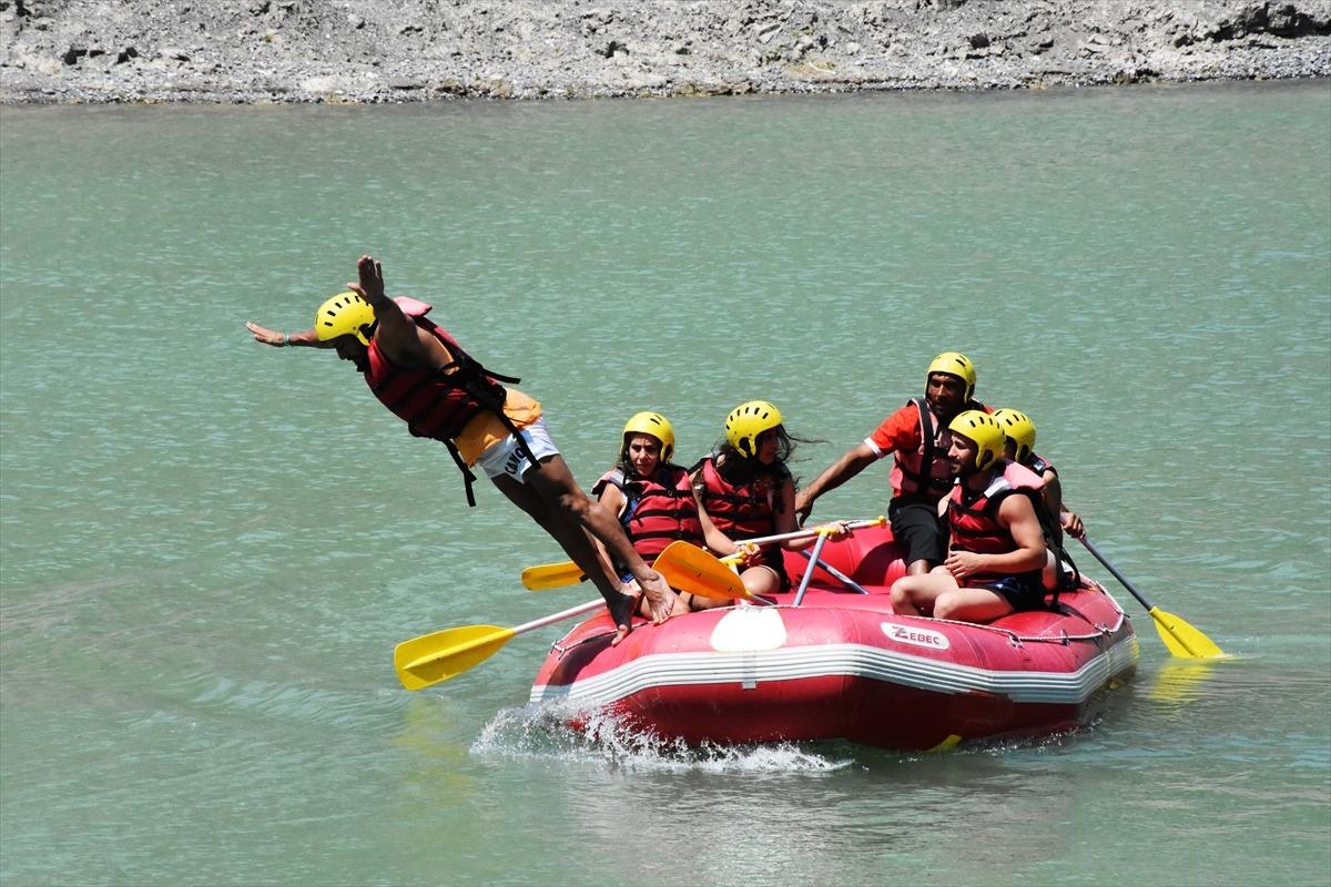 Dalaman &Ccedil;ayı'nda rafting heyecanı 