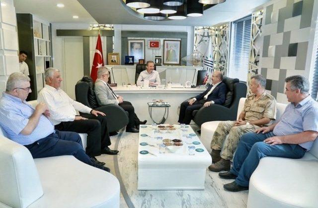 Adana Valisi Demirtaş,  Başkan Kılınç ile bir araya geldi