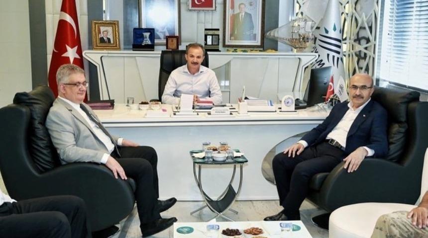 Adana Valisi Demirtaş,  Başkan Kılın&ccedil; ile bir araya geldi