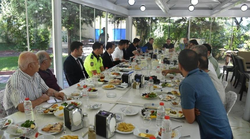 Siirt İl Emniyet M&uuml;d&uuml;r&uuml; Kızılay gazetecilerle buluştu