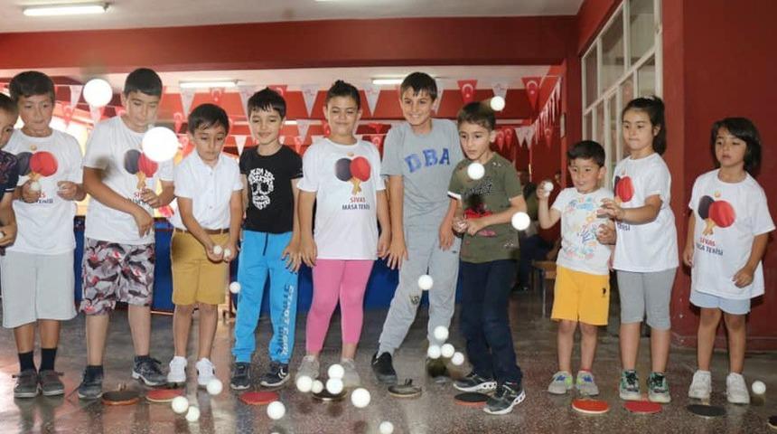 G&uuml;nay G&uuml;zel: &ldquo;Yaz Okulu dolu dolu ge&ccedil;iyor&rdquo;