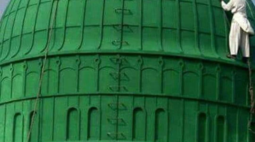 Peygamber Efendimizin t&uuml;rbesine &ouml;zel bakım