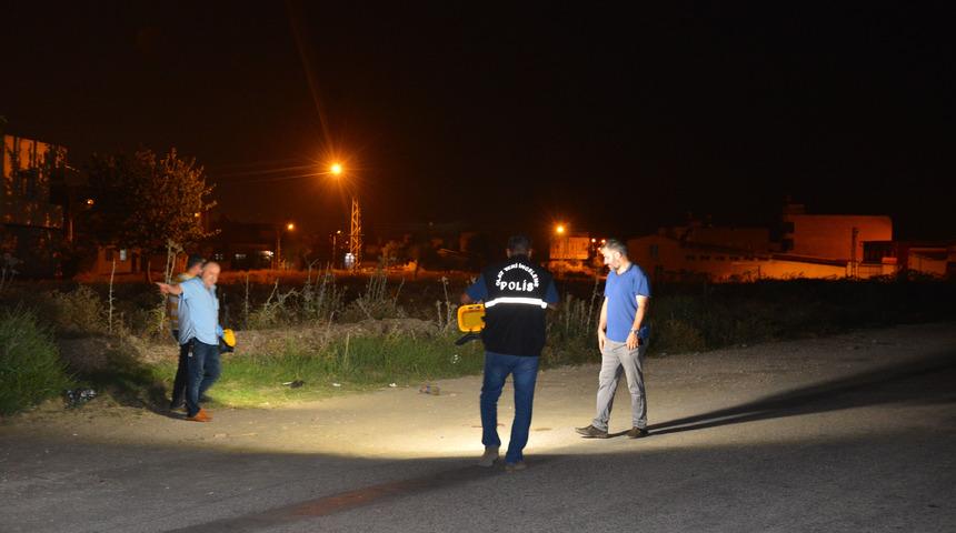 Otomobilin &ccedil;arpıp, ka&ccedil;tığı 10 g&uuml;nl&uuml;k evli mahalle bek&ccedil;isi ağır yaralandı