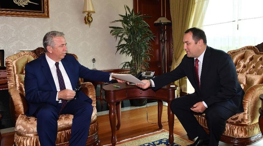 Başkan Yavaş&rsquo;a b&uuml;y&uuml;kel&ccedil;ilerden yoğun ilgi