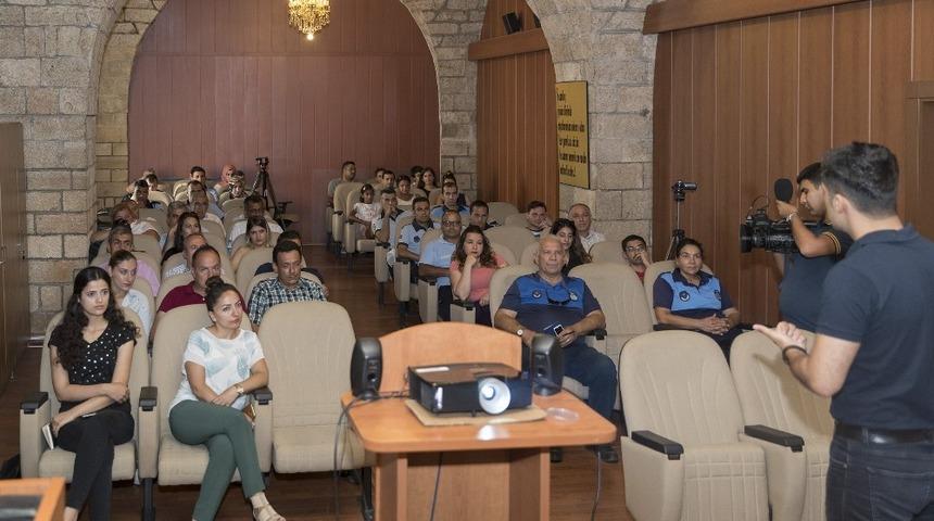 Mersin Büyükşehir personeline öfke kontrolü eğitimi verildi