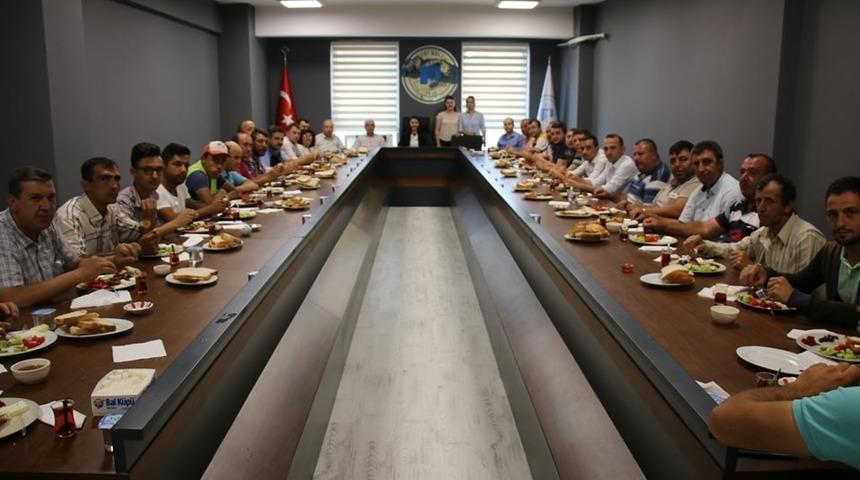 Başkan Tekin belediye personeli ile kahvaltıda buluştu