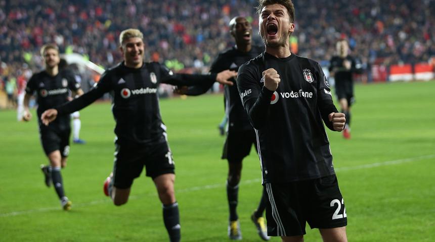 Beşiktaş'ta, Ljajic ve Dorukhan'da kas zorlanması