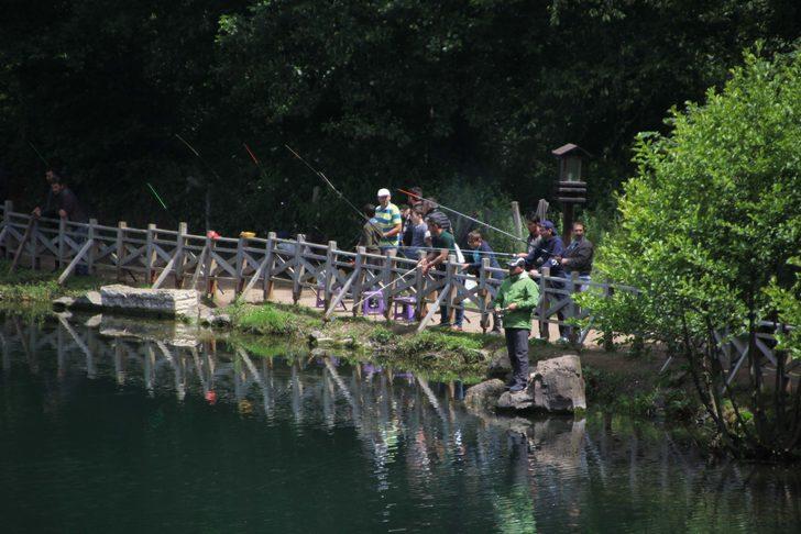 Ordu'nun Ulugöl'ü yabancı turistlerin gözdesi oldu G3